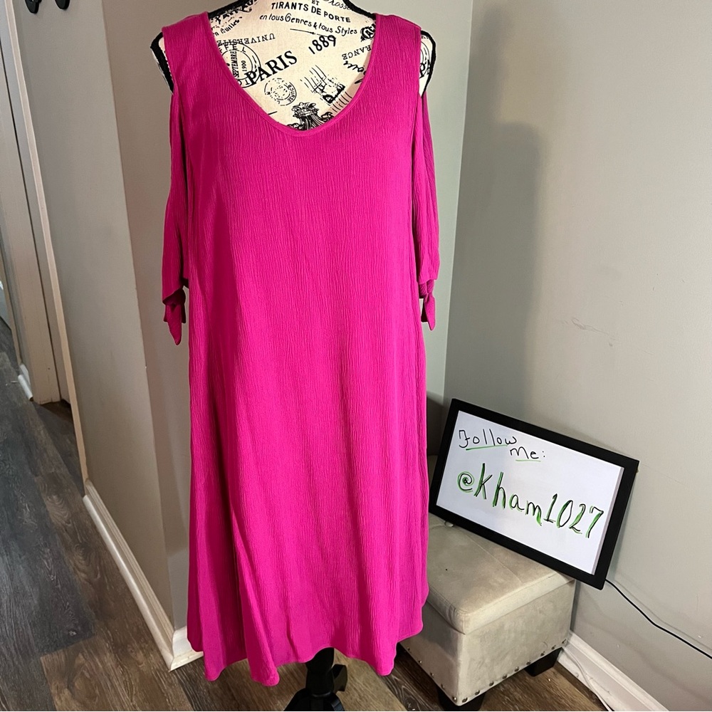 Soft Surroundings Hot Pink Cold Shoulder Dress. Sz Medium